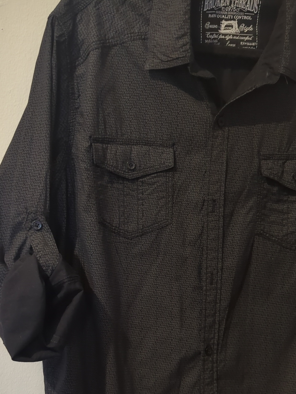 Bundle: 2 Men's Long-Sleeve Button-Down Shirts  Size L - Picture 7 of 8